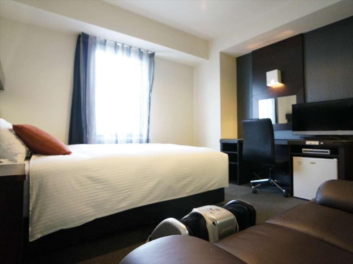 Green Rich Hotel Osaka Airport Ikeda  Extérieur photo