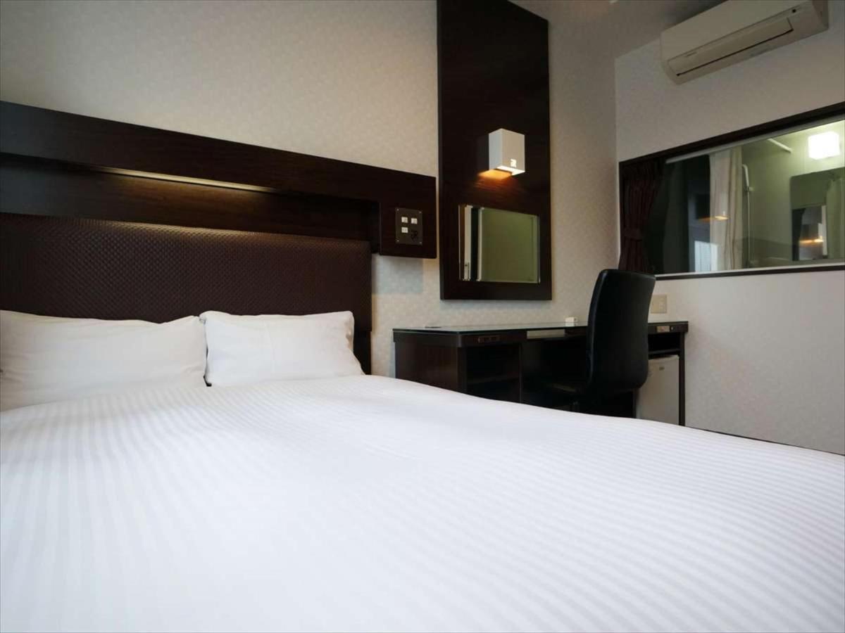 Green Rich Hotel Osaka Airport Ikeda  Extérieur photo