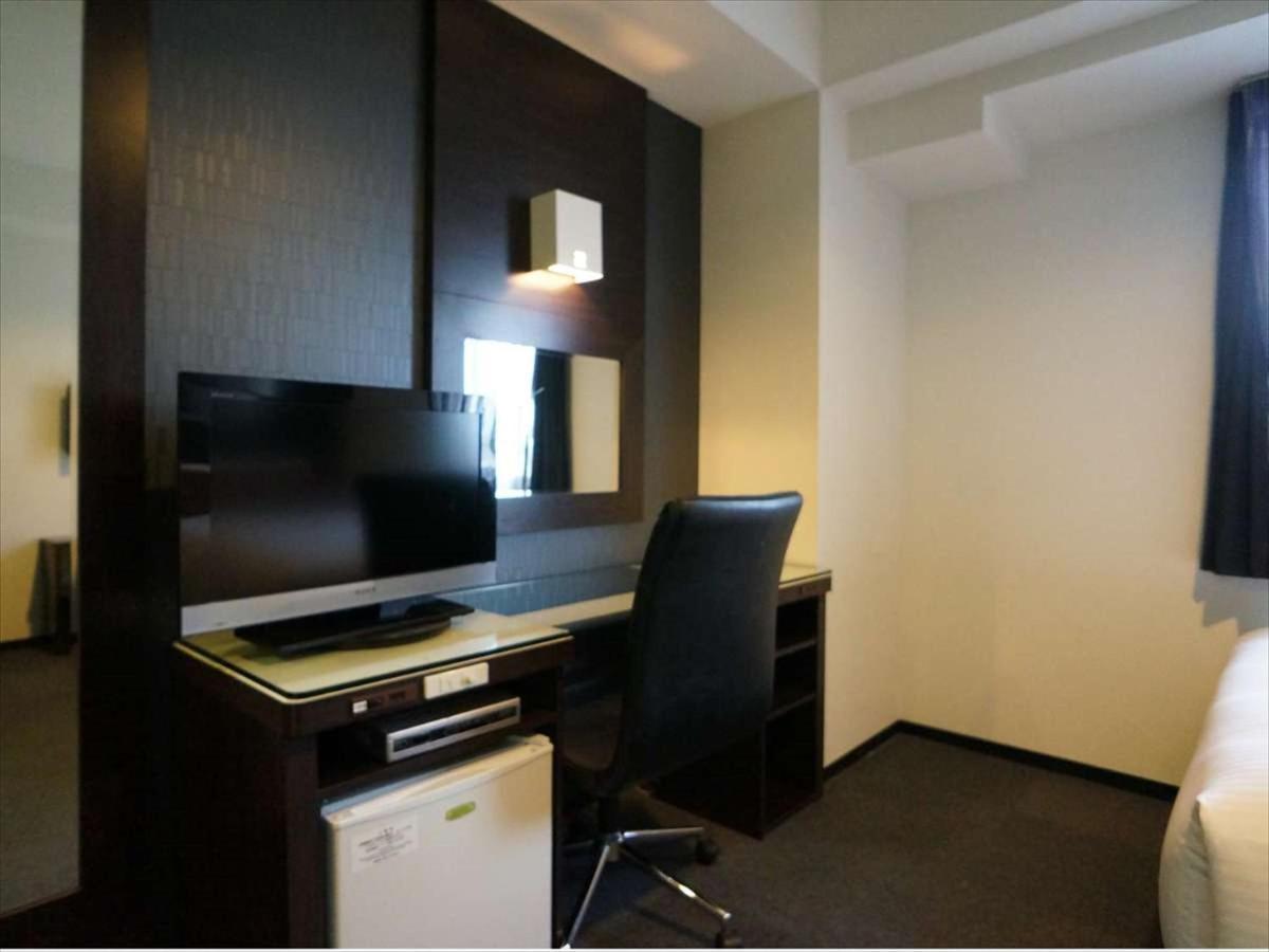 Green Rich Hotel Osaka Airport Ikeda  Extérieur photo