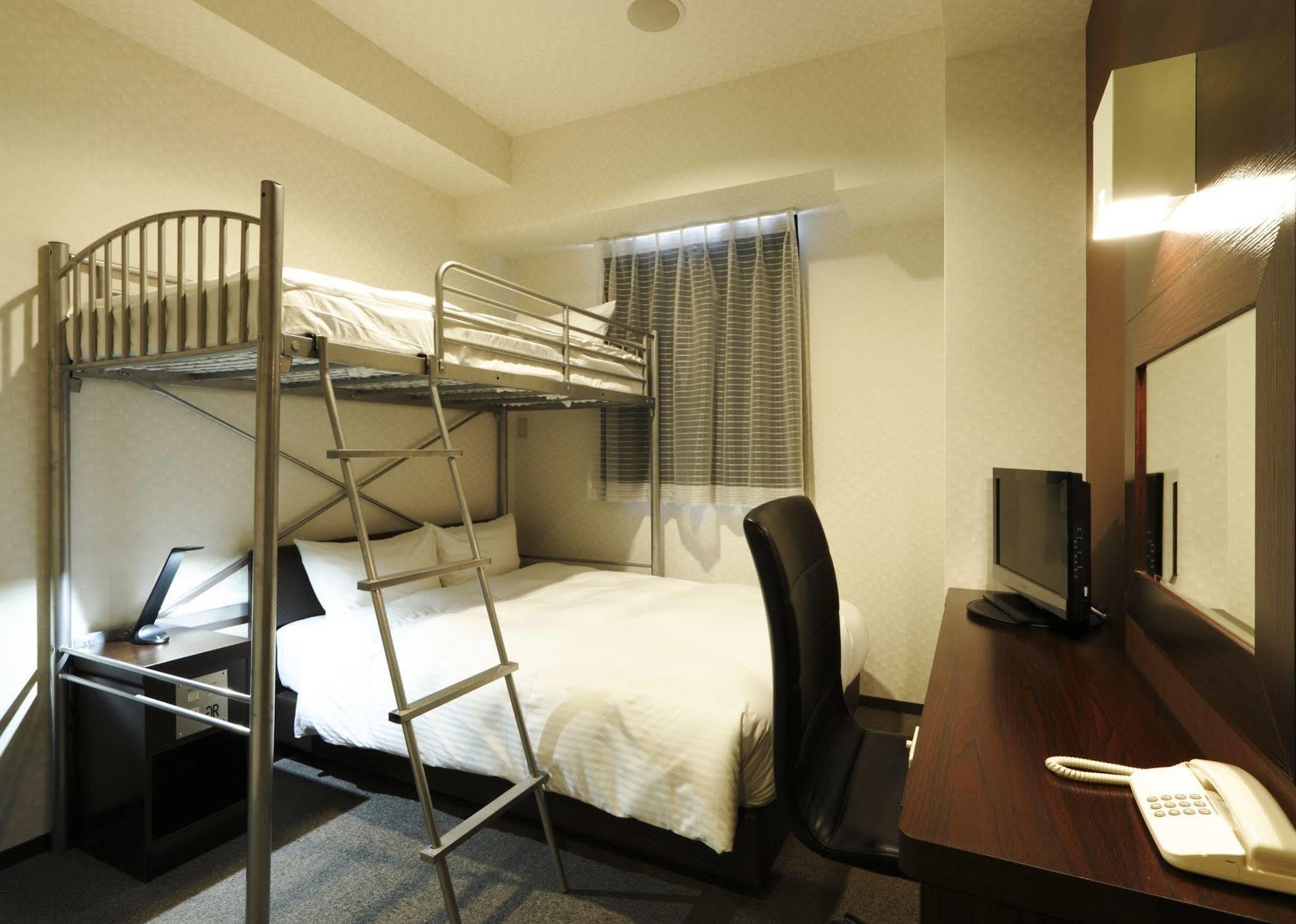 Green Rich Hotel Osaka Airport Ikeda  Extérieur photo